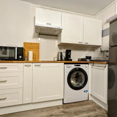 Apartment 3 Personnes En Vallee D'ossau, Piscine Et Jardin
